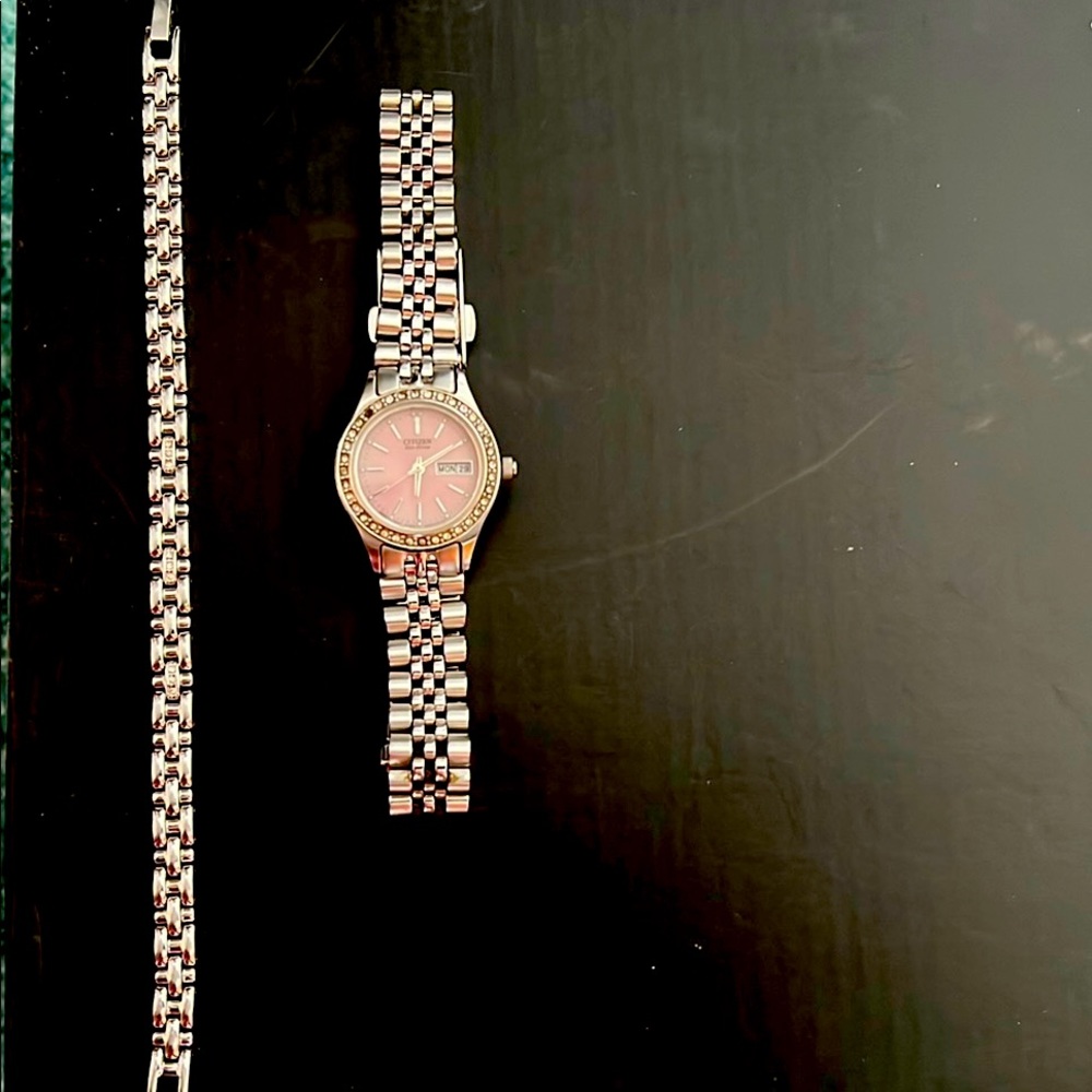 Women’s Citizen Bracelet